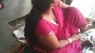 Take charging Indian mom more than passenger station 2 (O) (O)