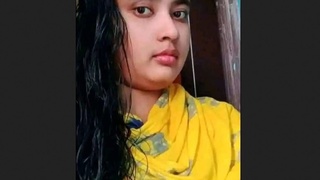 A stunning girl from Bangladesh entices and tempts