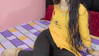 Bhabi's friends help her with oil massage and it turns into a wild encounter