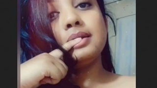 Indian webcam model displays her breasts