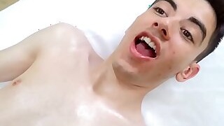 Jordi El Nino Polla gets his cock ridden