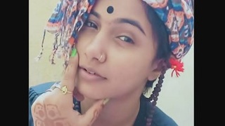 Watch Trisha's Bhojpuri video in high definition without any restrictions