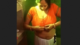 Husband films wife in the bathtub