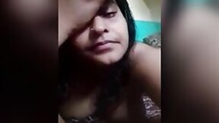 Chick Desi XXX shows her naked hairless pussy and perfect big tits