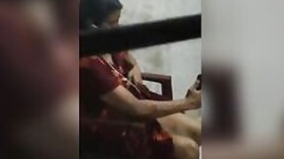 Telugu wife shows her boobs in phone sex chat