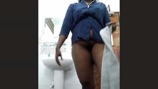 Seductive girl shares intimate self-portraits