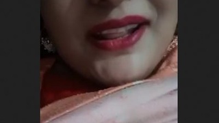 Divya and her partner put on a steamy performance