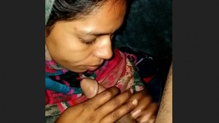 Married Indian women showcase their oral skills