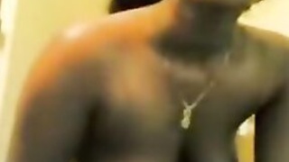 Madrasi Indian Auntie Gives Hot Blowjob to Her Boyfriend