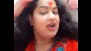 Indian BBW bhabi reveals her nice pussy