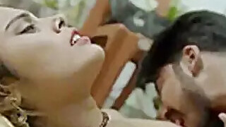 Desi Bhabhi And Desi Aunty In Desi Married Bhabhi Ki Jija Ne Ki Chuday