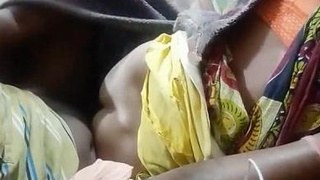 Indian wife gets anal sex on live show