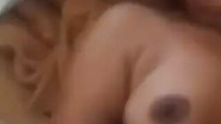 Mature bhabhi getting laid