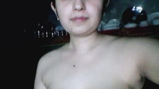 Pakistani girl strips down and takes a nude photo for the lens