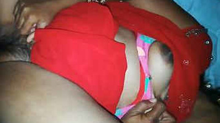 A Muslim tutor has sex with an Indian housewife