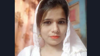 Indian woman reveals her breasts