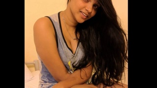 Desi beauty spends a playful day with her lover