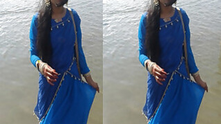 Desi Girl Romance and Fucks Her Lover Part 1