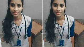 Pretty Girl Mallu Shows Tits and Pussy Part 1