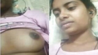 Pretty Indian Girl Shows Her Boobs And Wet Pussy