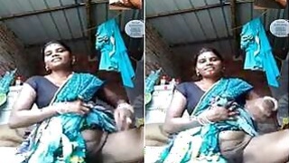 Desi Bhabhi Shows Her Ass and Pussy Video Call Part 2