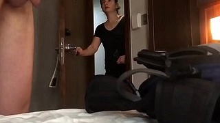 Thump Peteash's sph in a New Zealand pub girl's flash