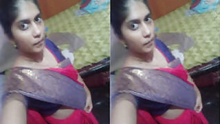 Desi Girl Shows Her Big Boobs Part 2